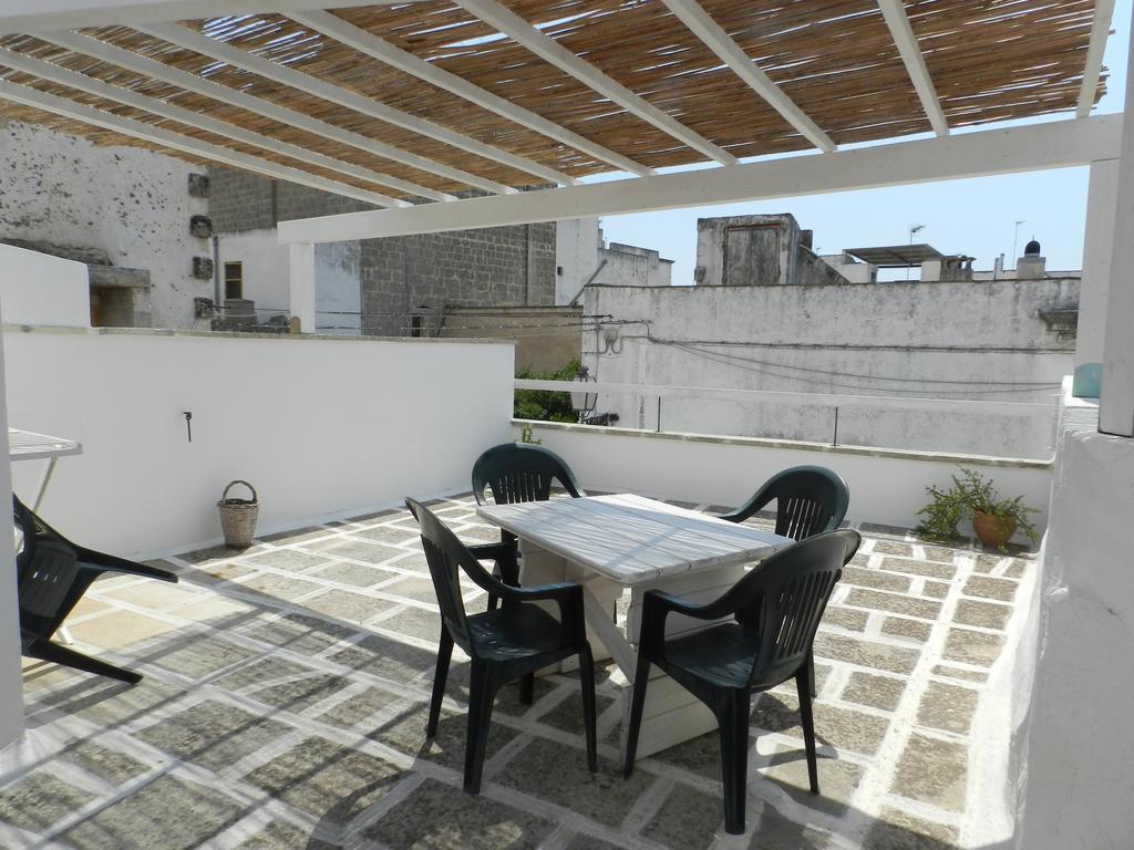 Casa Corte Con Terrazza Taviano  Exterior photo