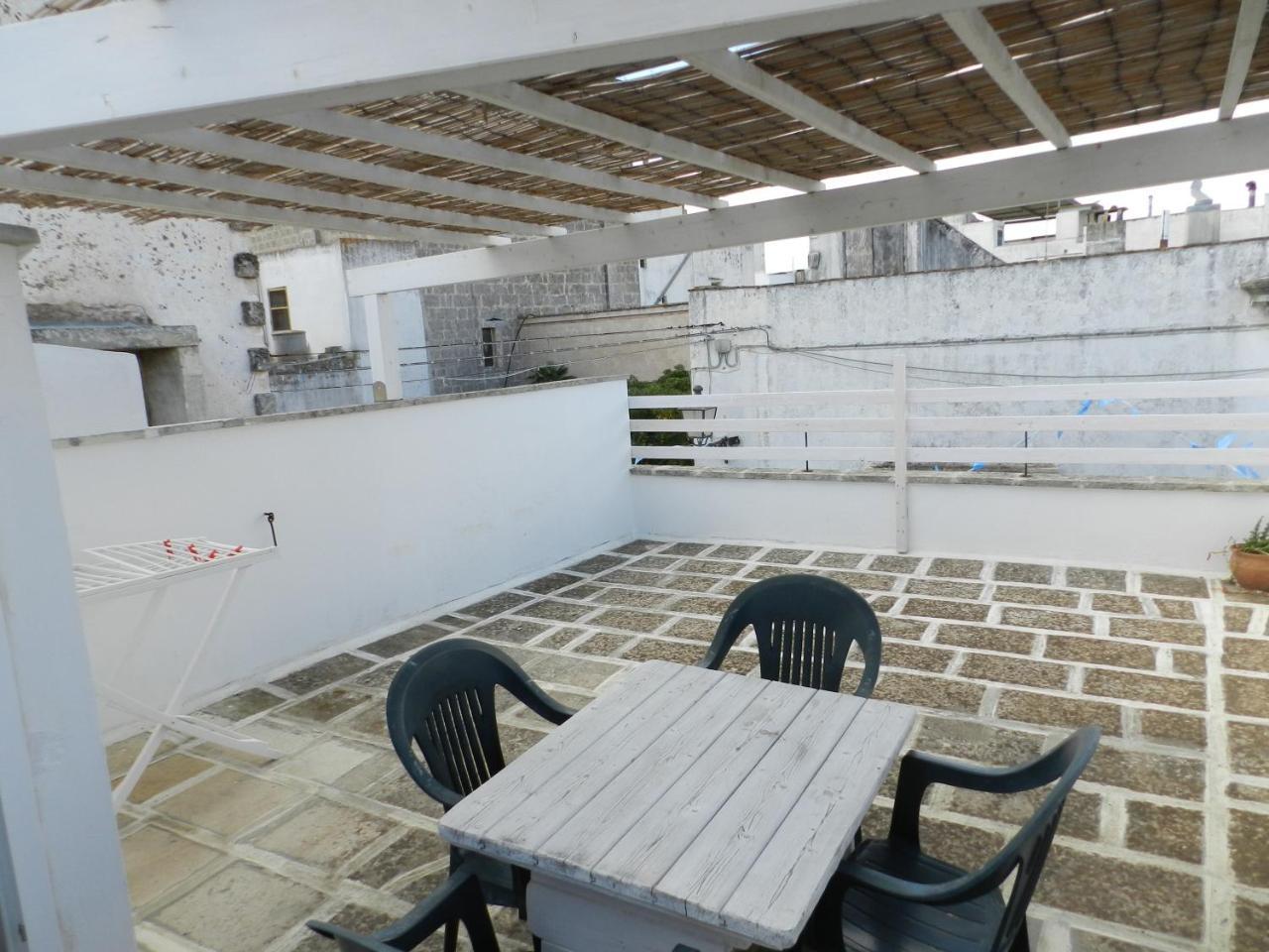 Casa Corte Con Terrazza Taviano  Exterior photo